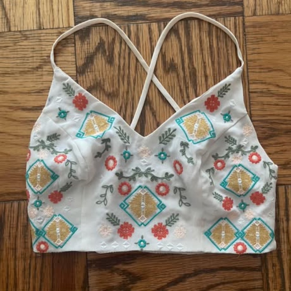 Xhilaration crop top